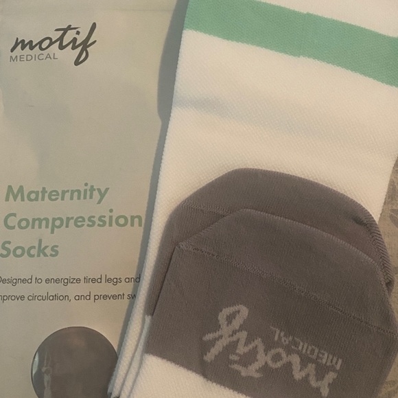 Maternity compression socks - Picture 4 of 4